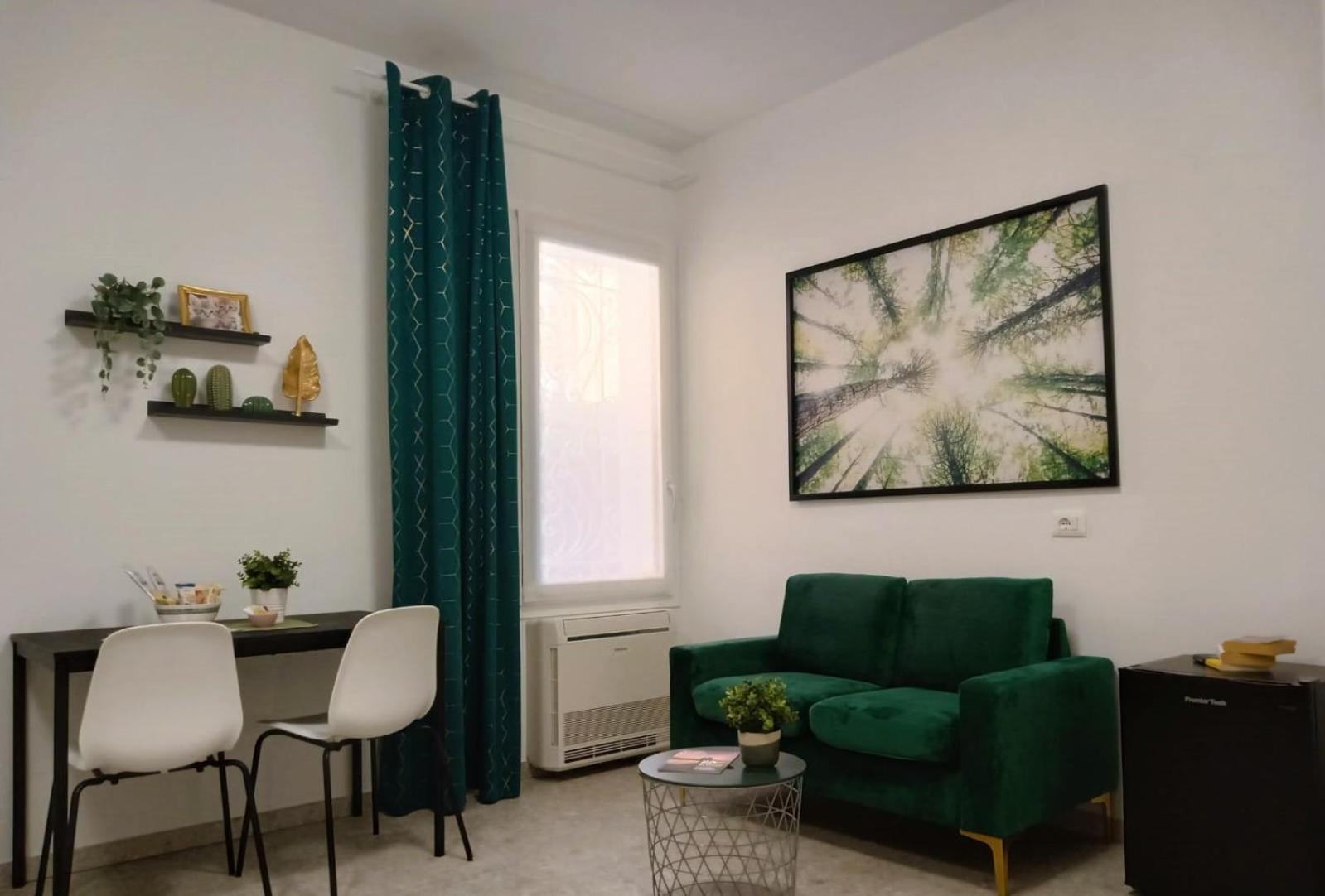 Zuara9Room Ρίμινι Εξωτερικό φωτογραφία